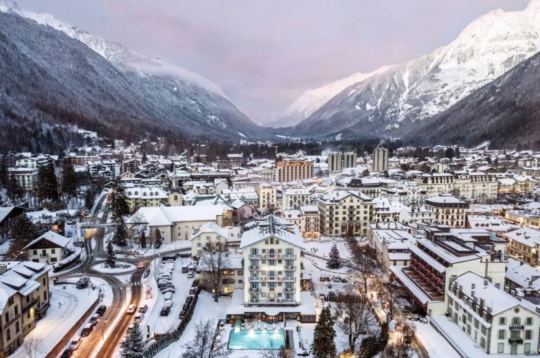 hotel mont blanc luxury chamonic travel agency